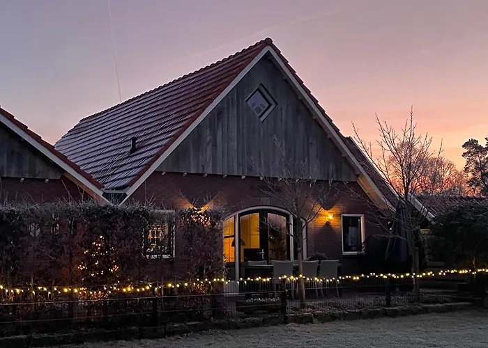 Vakantiewoning 't Veldzicht Tatil Evi *