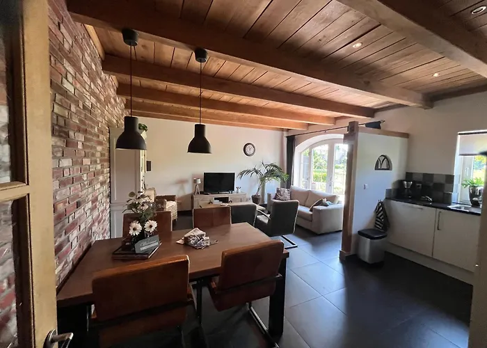 度假居 Vakantiewoning 't Veldzicht *