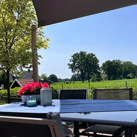 Dom wakacyjny Vakantiewoning 't Veldzicht Rossum (Overijssel)